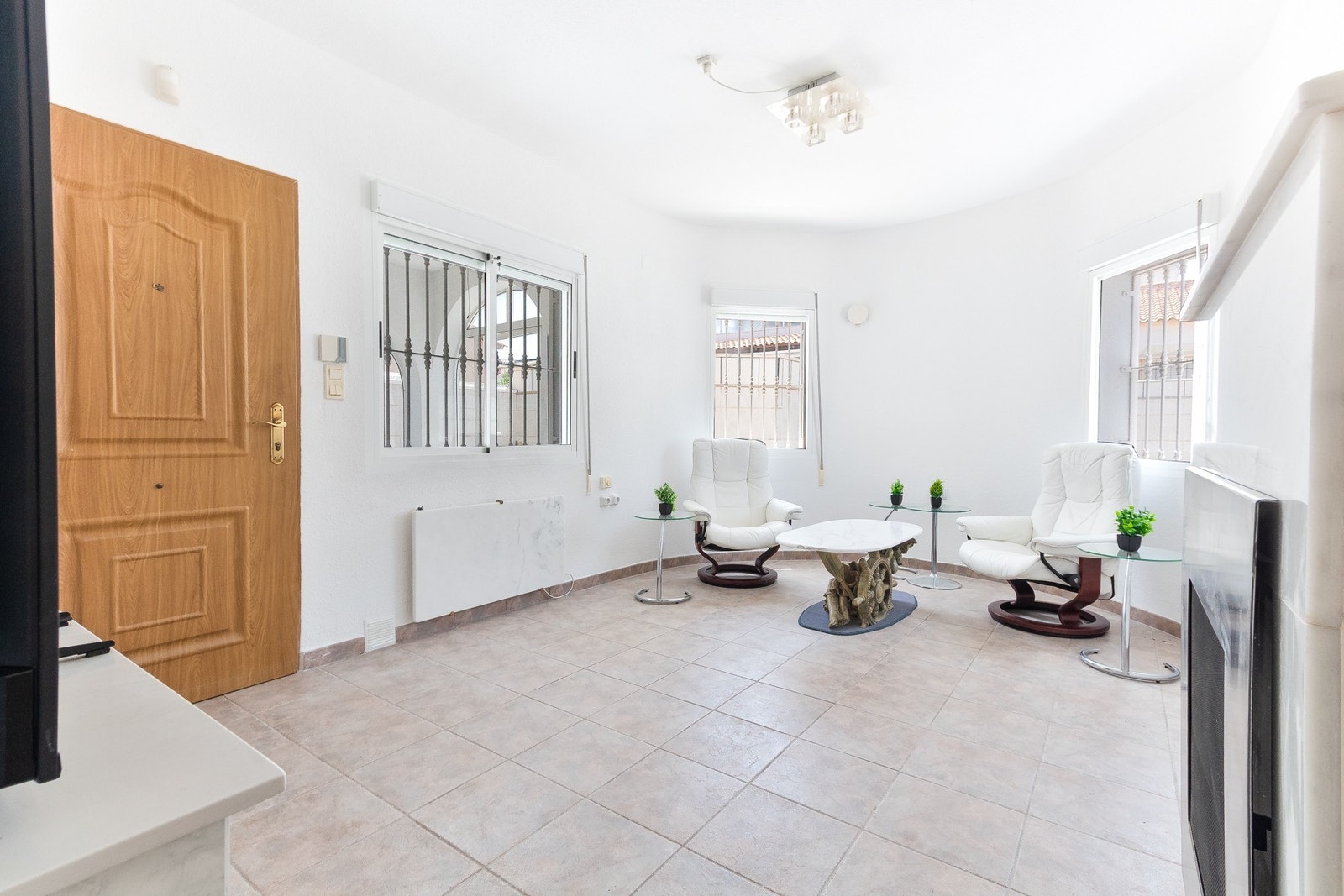 Se fullstendig adresse på eiendommene våre på Spaniamegler1.no Galleribilde