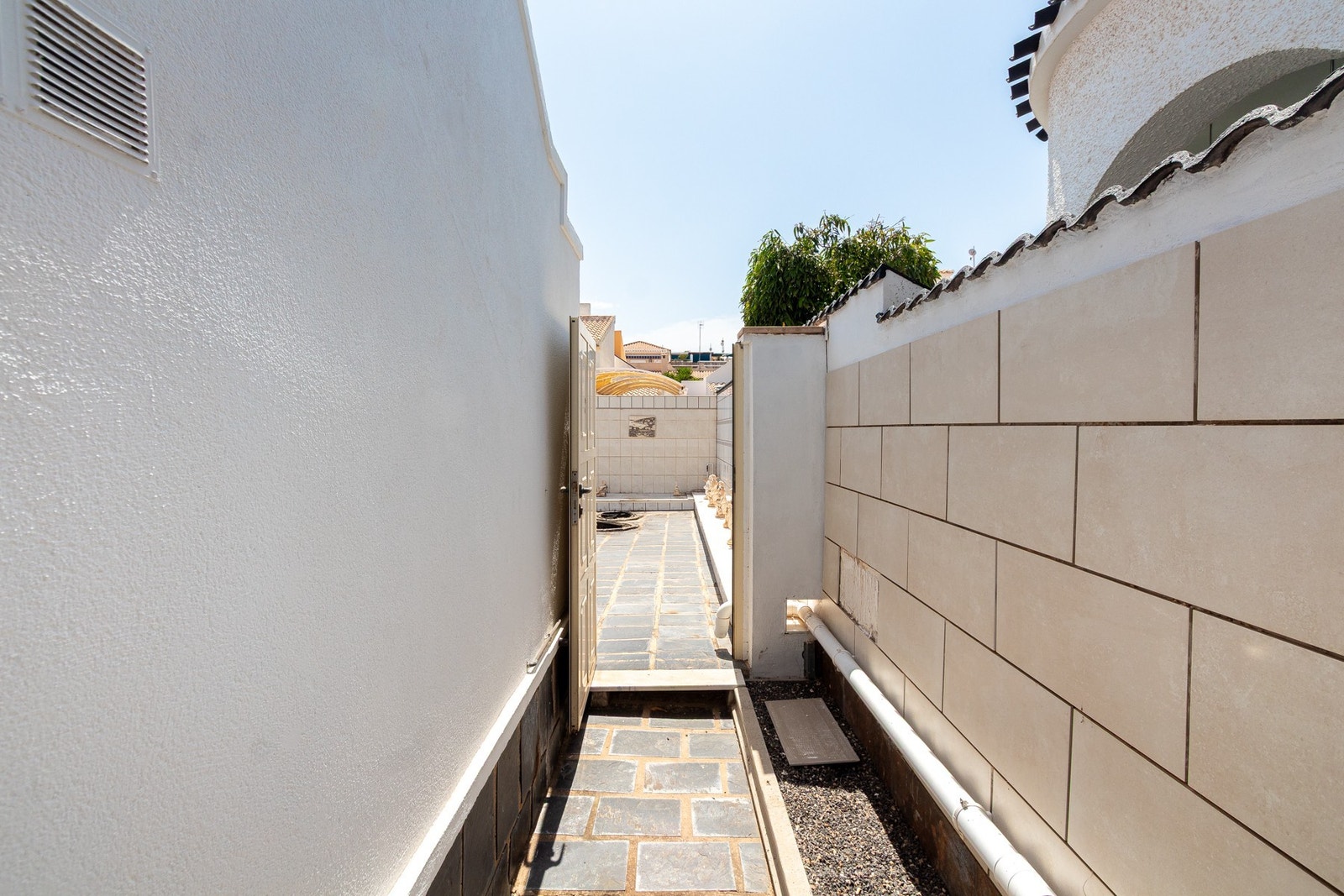 Se fullstendig adresse på eiendommene våre på Spaniamegler1.no Galleribilde