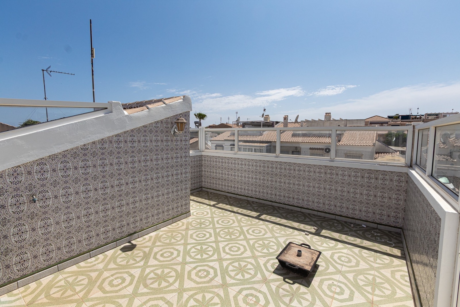 Spaniamegler1 har eget advokatkontor som sikrer kjøpsprosessen Galleribilde