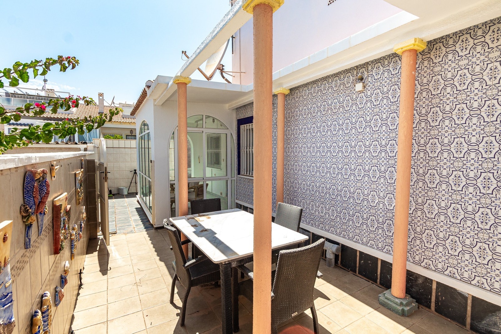 Spaniamegler1 har eget advokatkontor som sikrer kjøpsprosessen Galleribilde