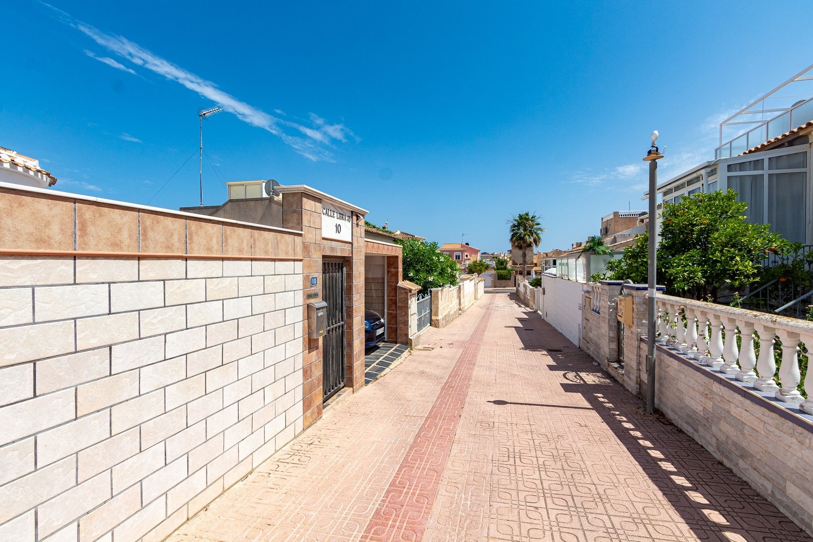 Spaniamegler1 har eget advokatkontor som sikrer kjøpsprosessen Galleribilde