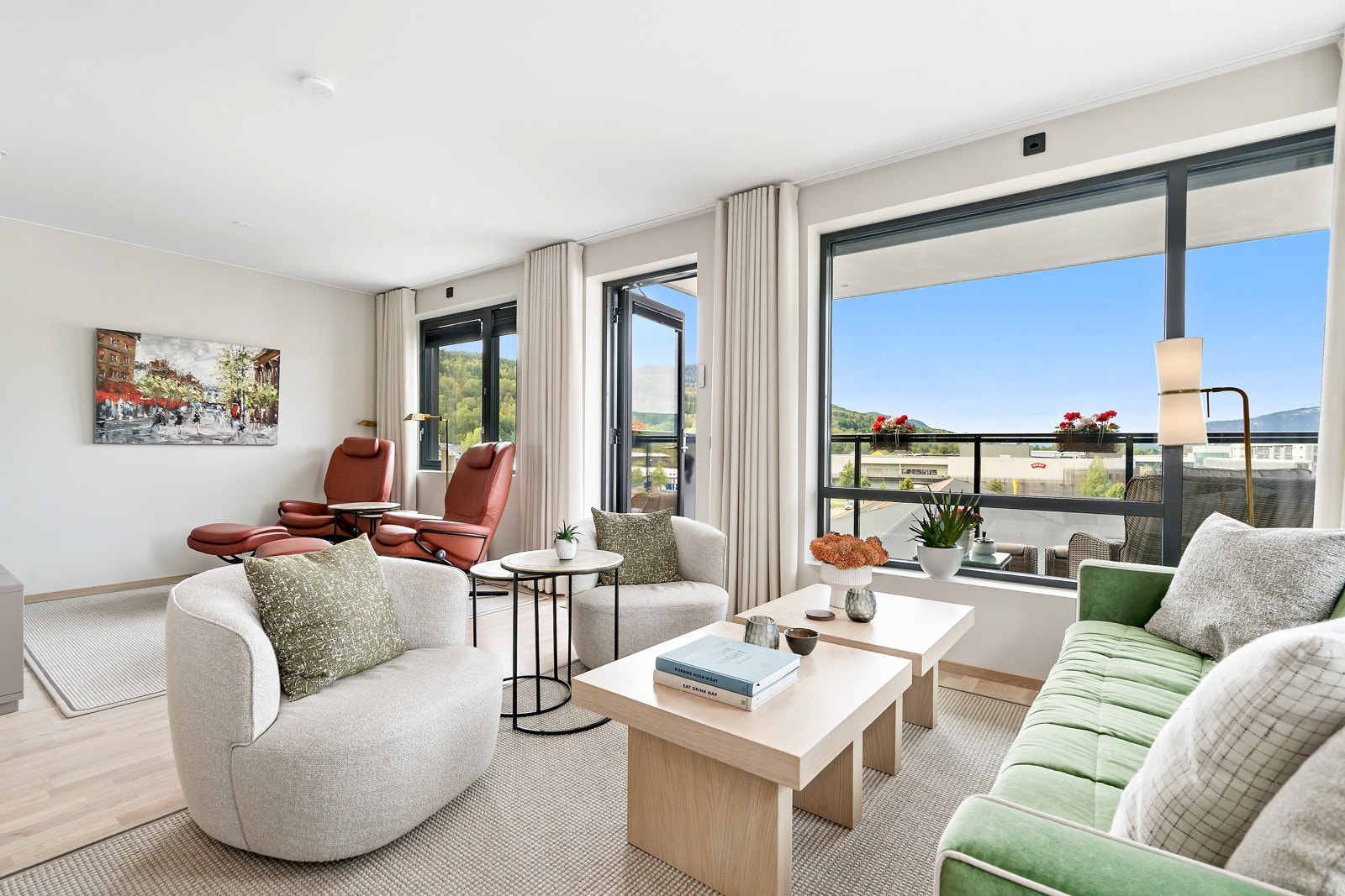 I bakgrunnen ser du tv-kroken. Galleribilde