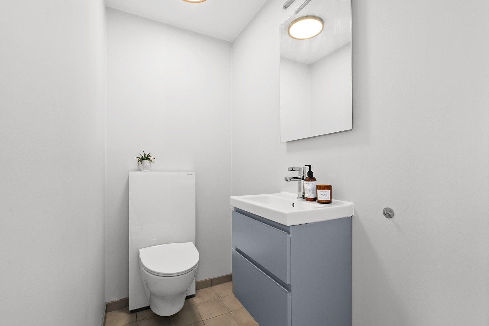 I gangen er det et ekstra toalett. Galleribilde