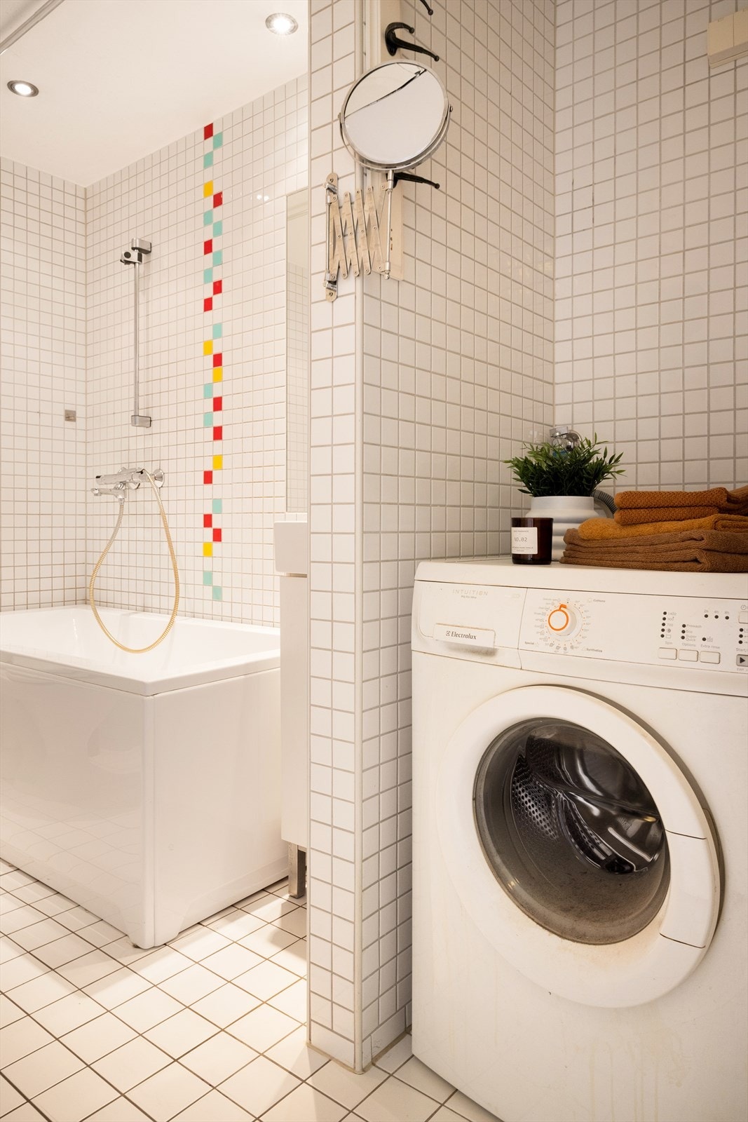 Opplegg for vaskemaskin. Galleribilde