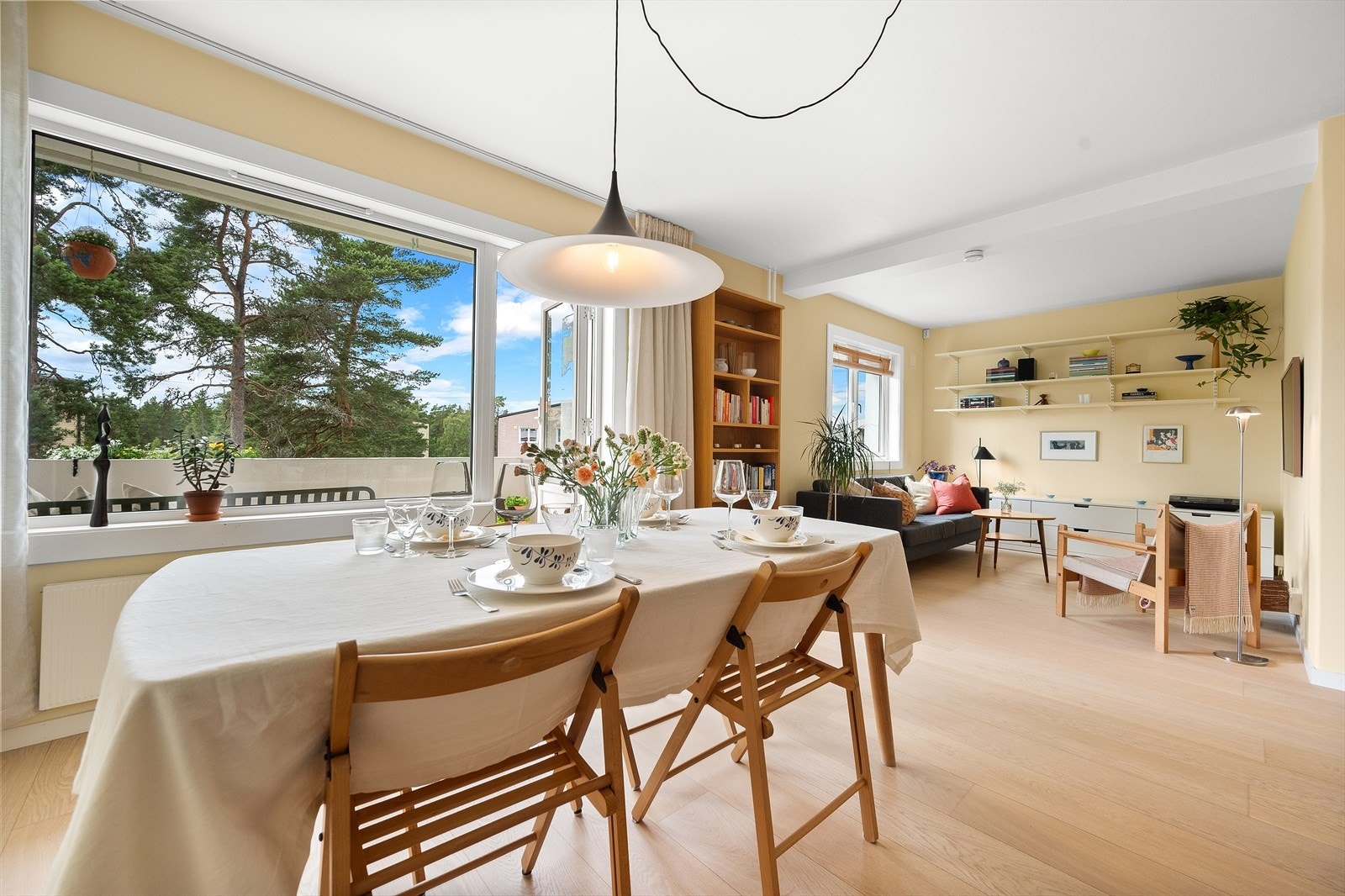 Leiligheten ligger i rolige og skjermede omgivelser med nærhet til marka Galleribilde