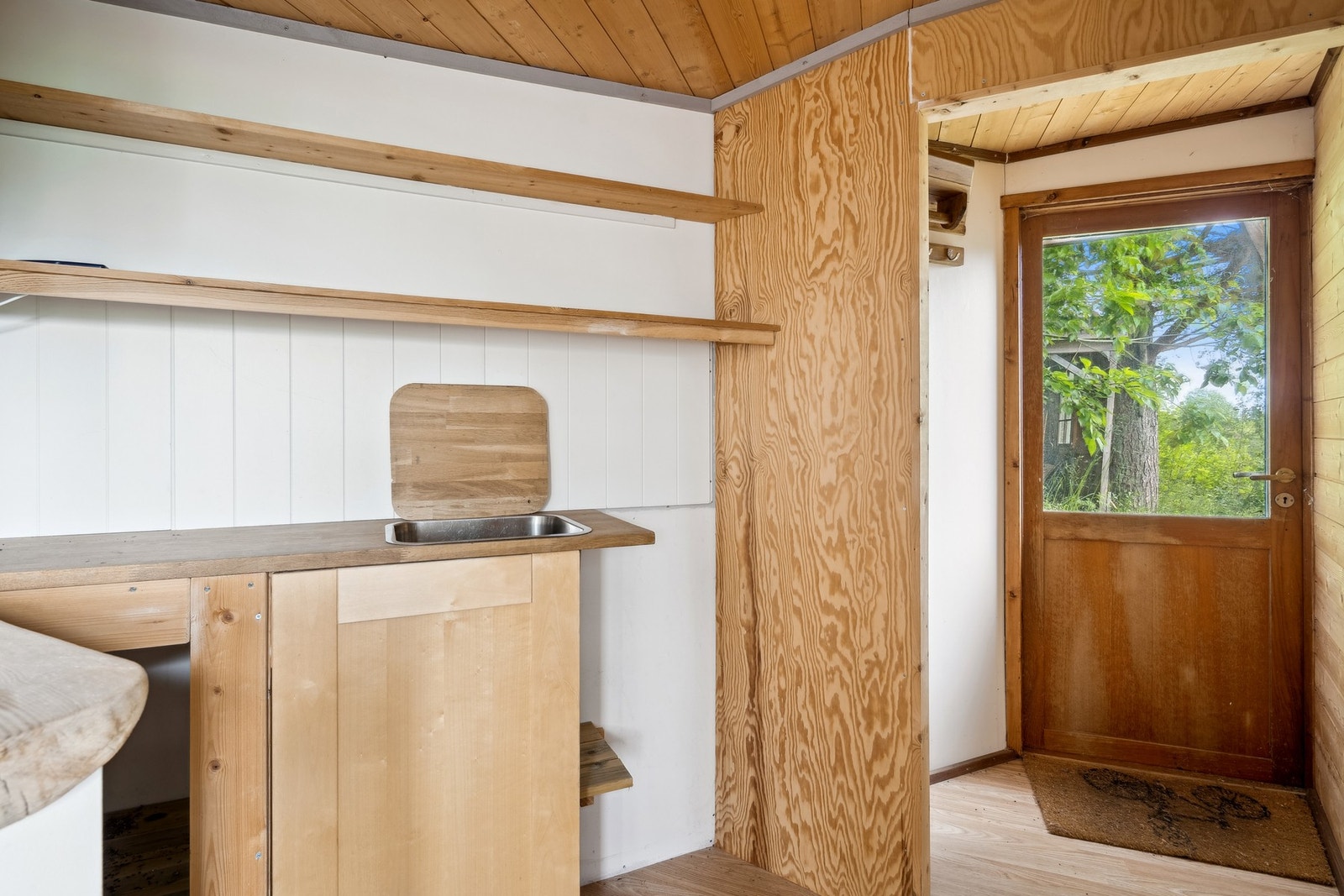 Kjøkken/gang på 3,5 kvm. Galleribilde