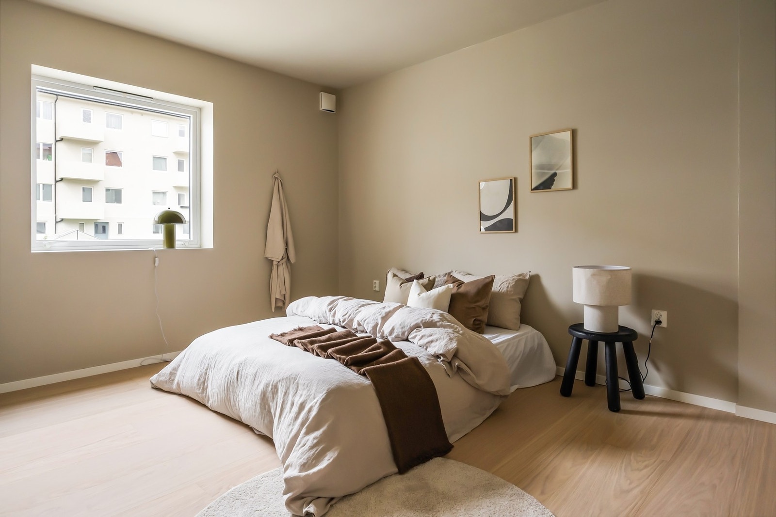 Leiligheten har to rivelige soverom av god størrelse. Galleribilde