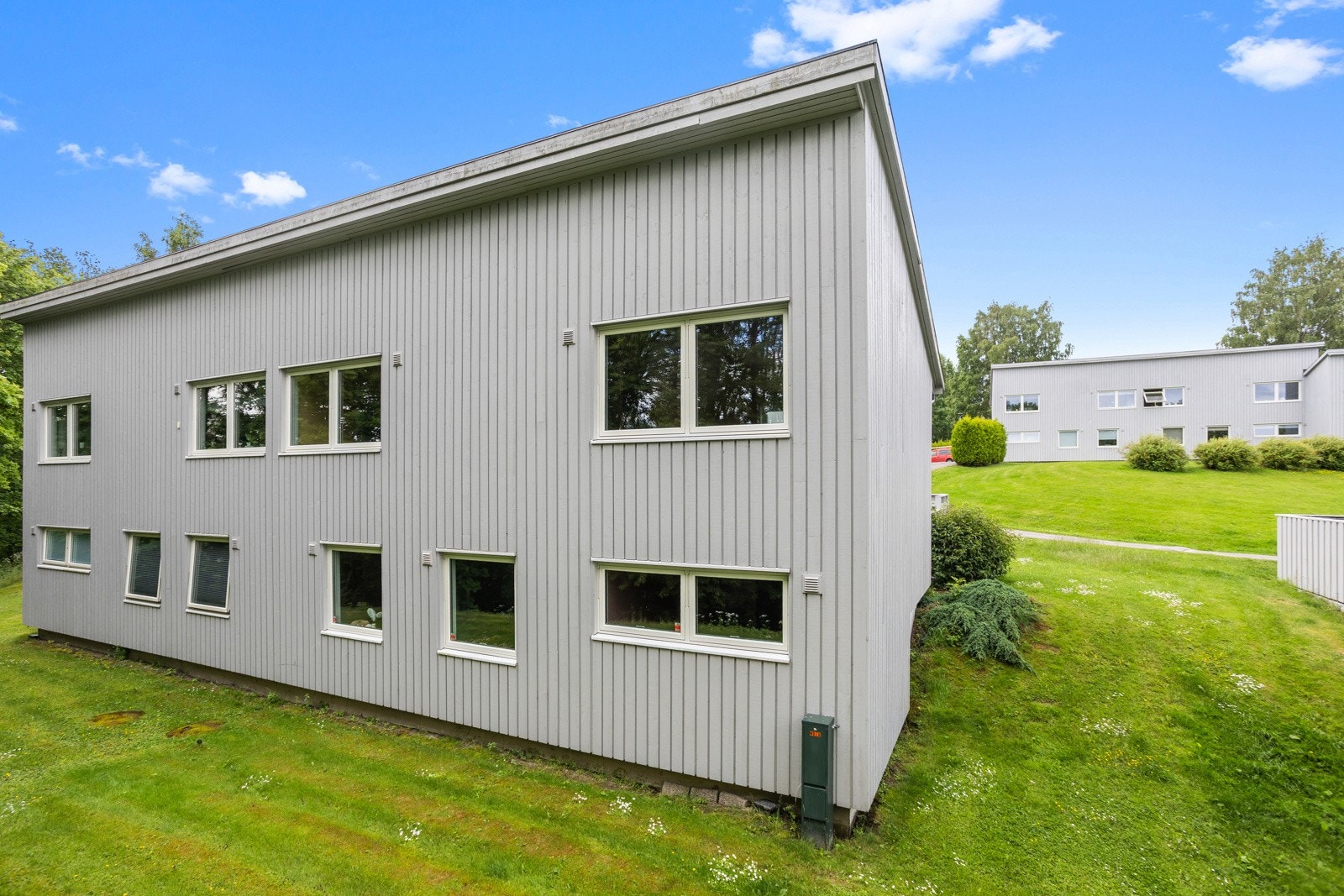 Huset går over tre etasjer. Galleribilde