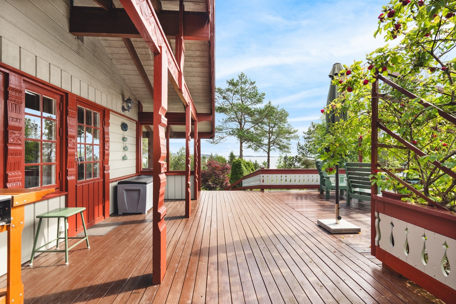 Store terrasseområder med mye sol Galleribilde