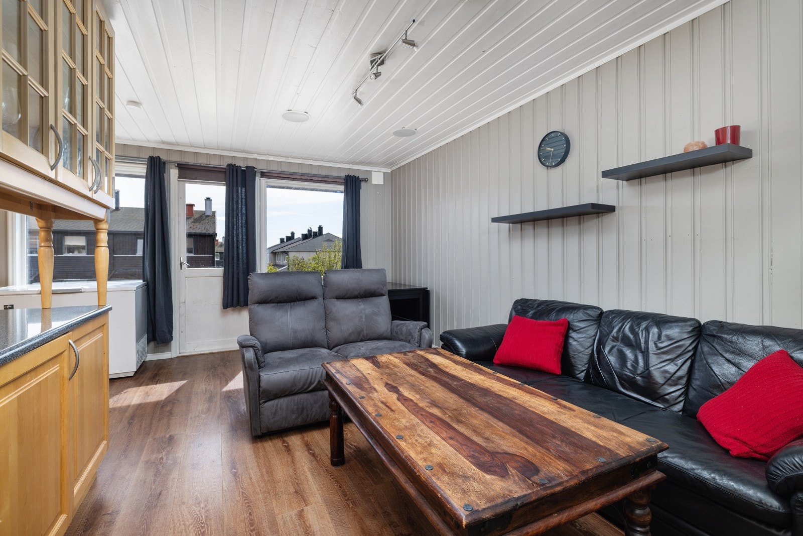 Åpen stue/kjøkkenløsning. Galleribilde