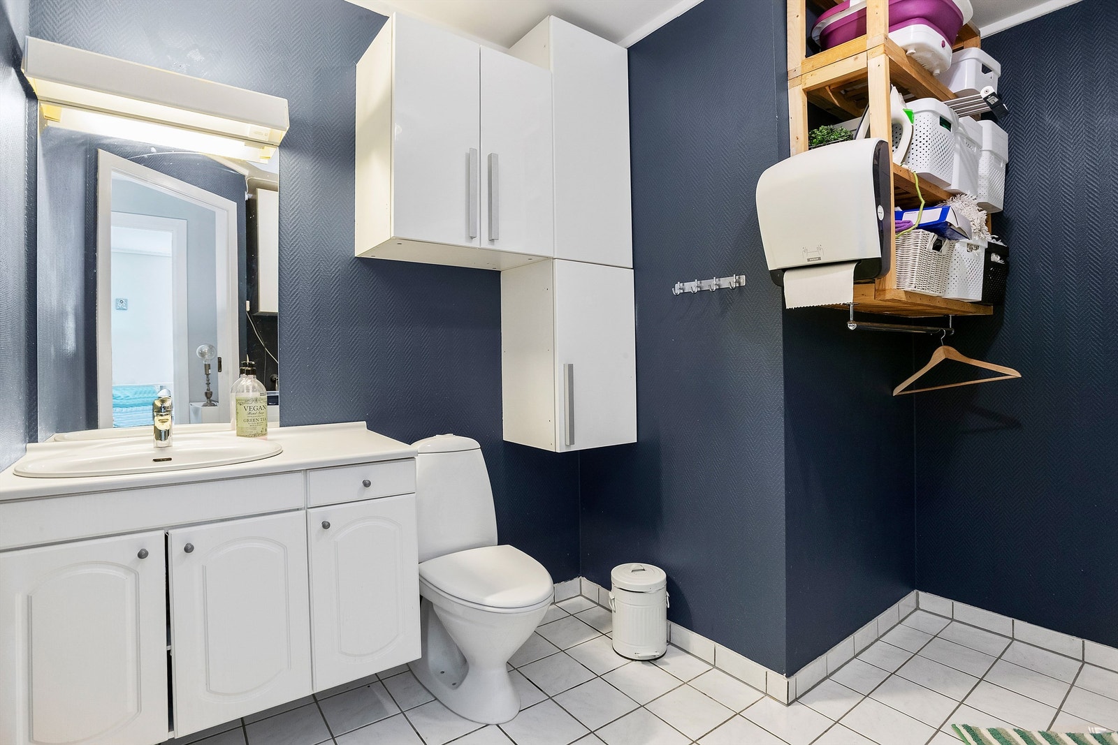 Bad utleiedel Galleribilde