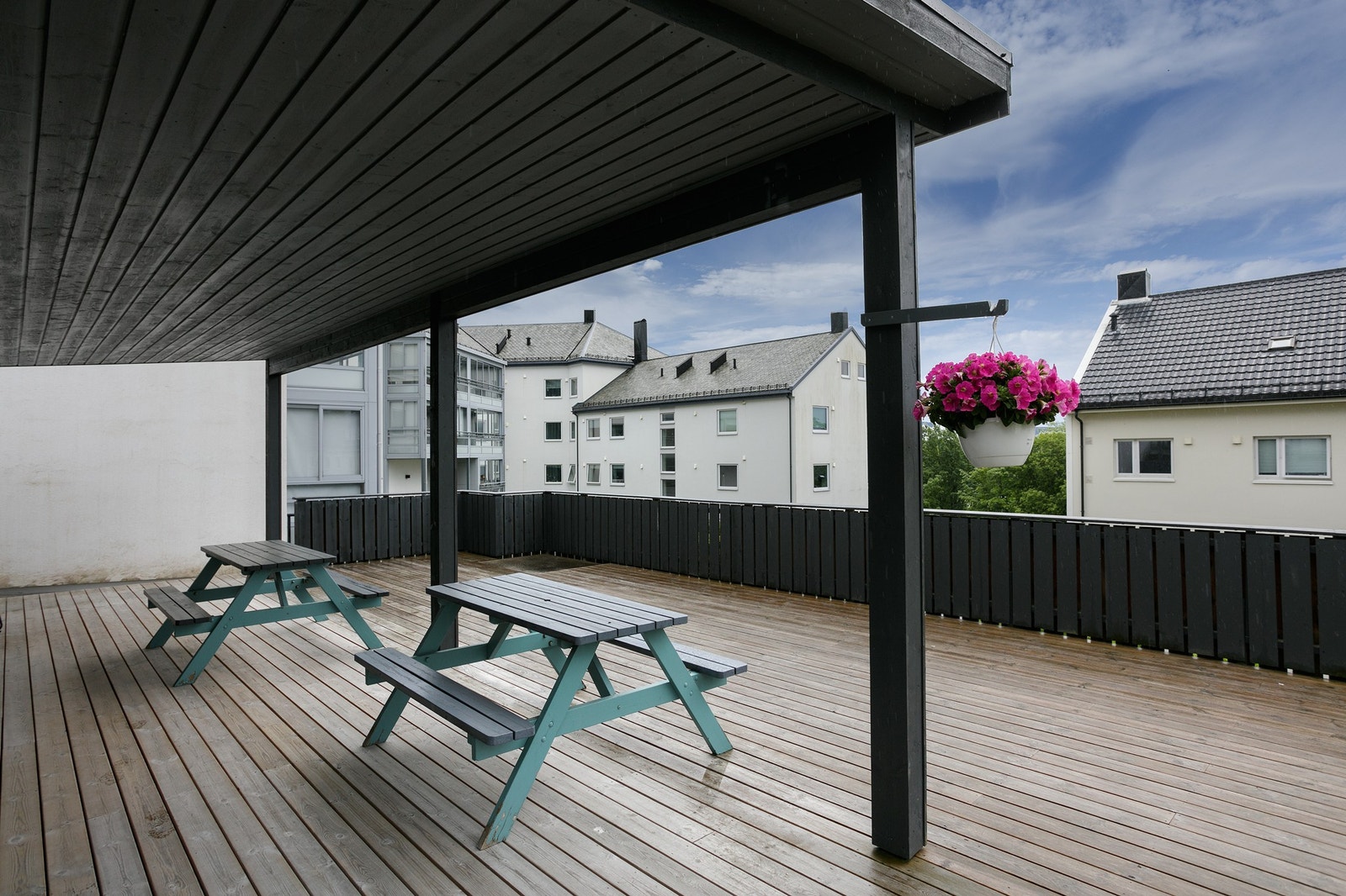 Felles terrasse med overbygg Galleribilde