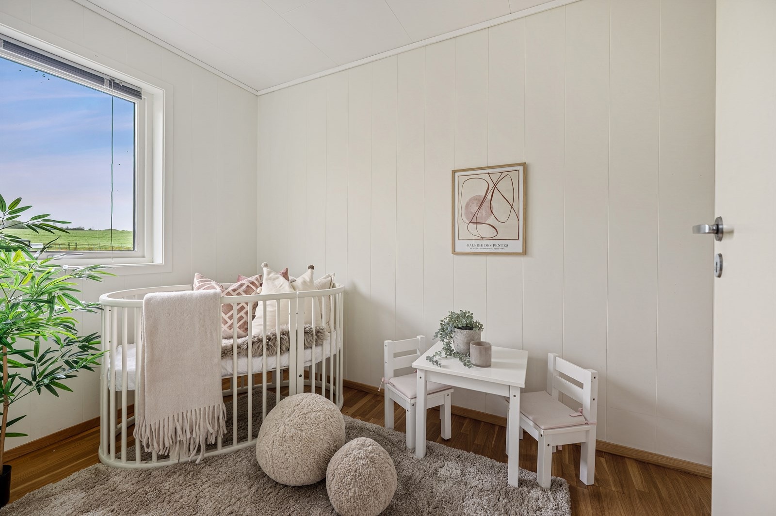 Soverom 2 egner seg godt som barnerom eller gjesterom. Galleribilde