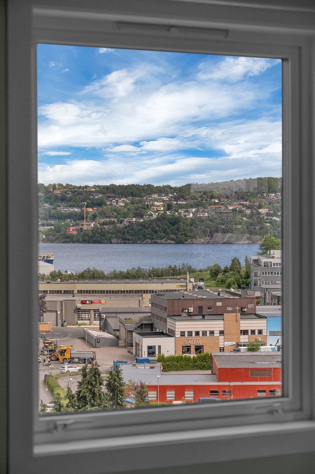 Utsiktsbilde mot sjøen! Galleribilde