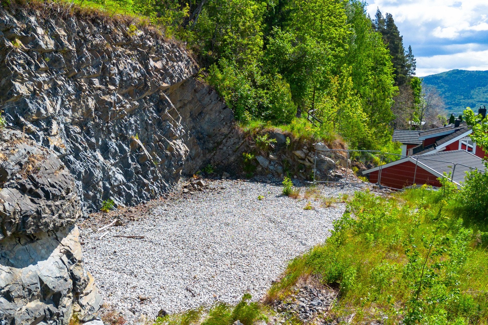 Tomten er allerede delvis opparbeidet Galleribilde