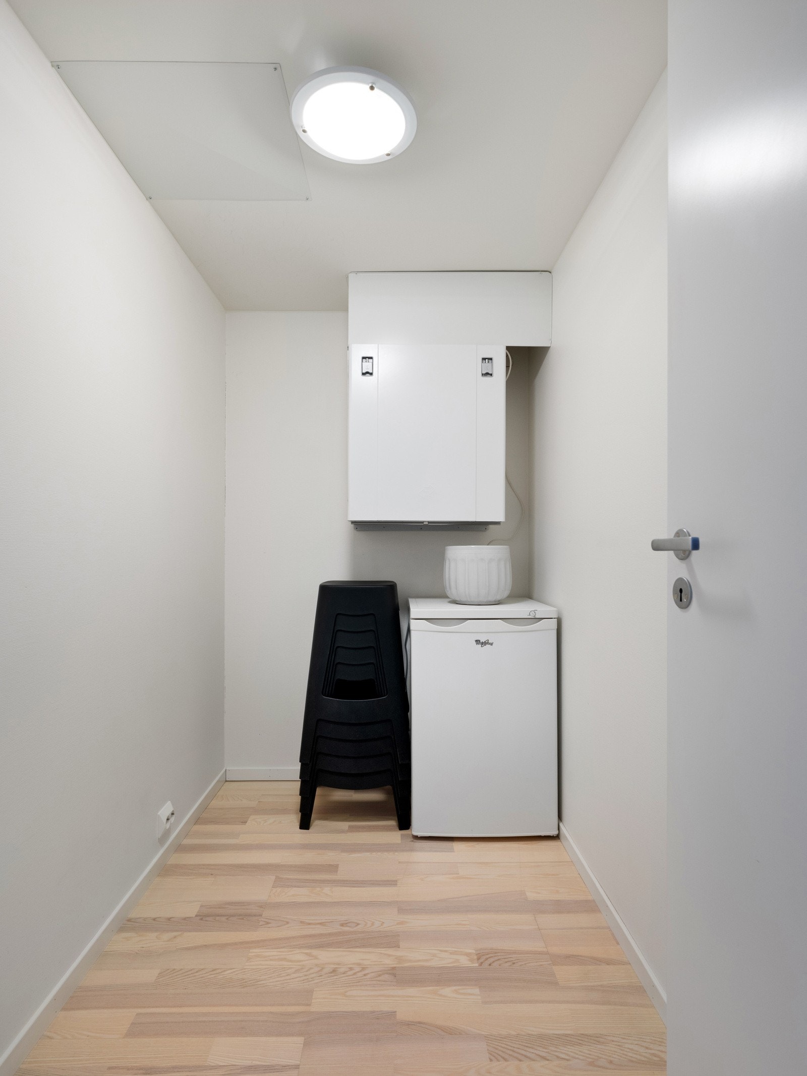 I tillegg finnes en bod med praktisk lagringsplass, ideell for oppbevaring av sesongutstyr eller annet du ønsker å ha lett tilgjengelig. Galleribilde