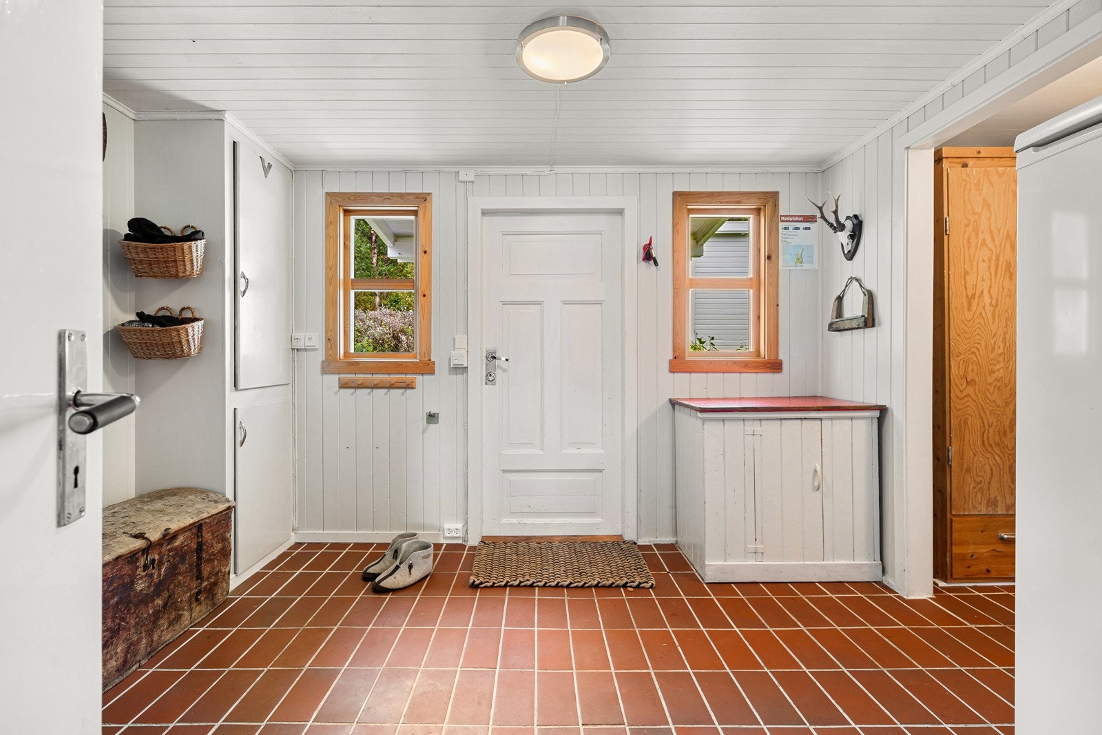 Romslig inngangsparti Galleribilde