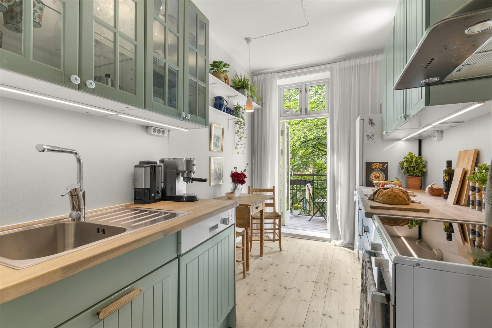 Orginale tregulv. Slipt og behandlet i 2020. Galleribilde