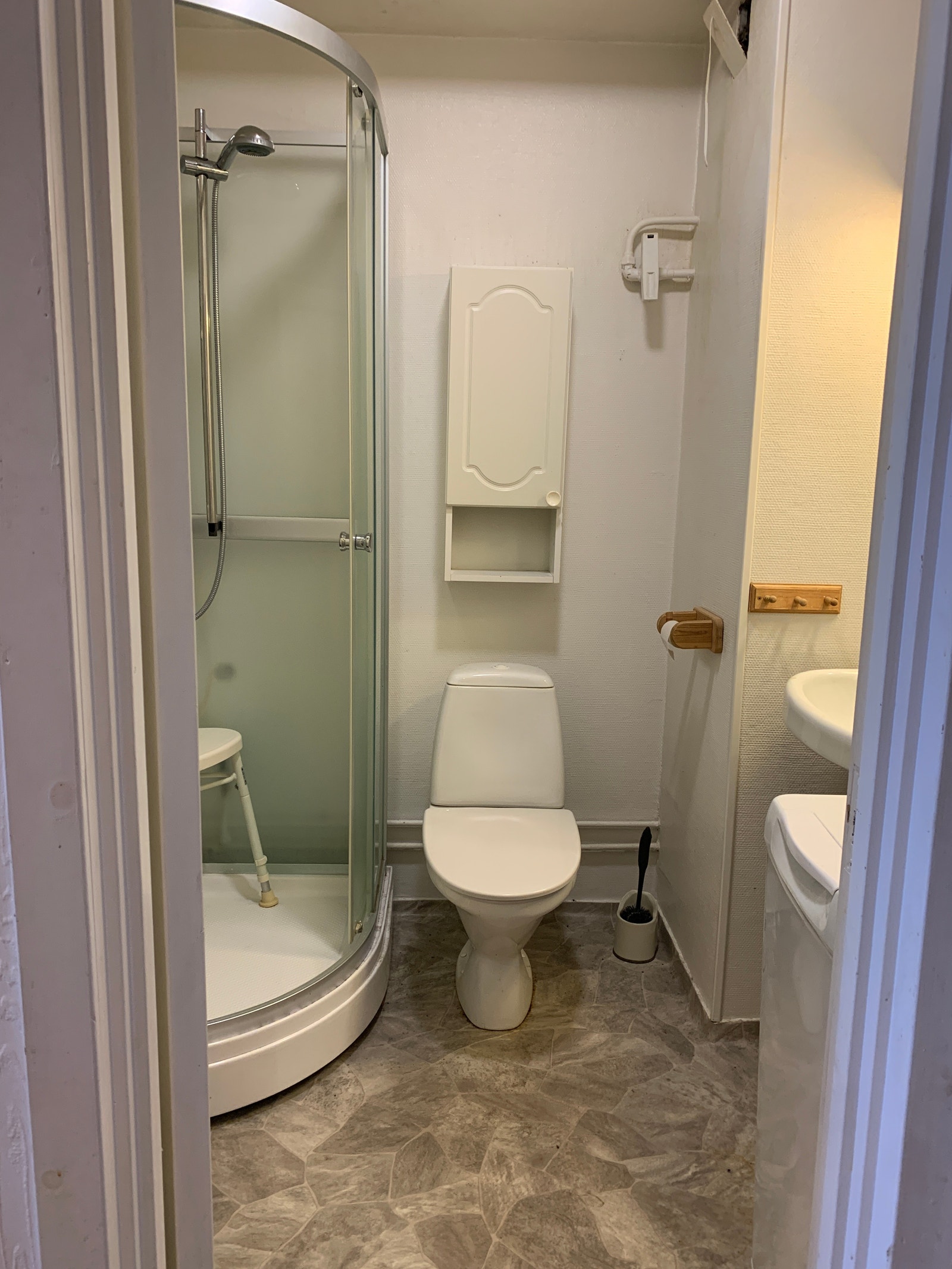 Bad med alt du trenger. Galleribilde