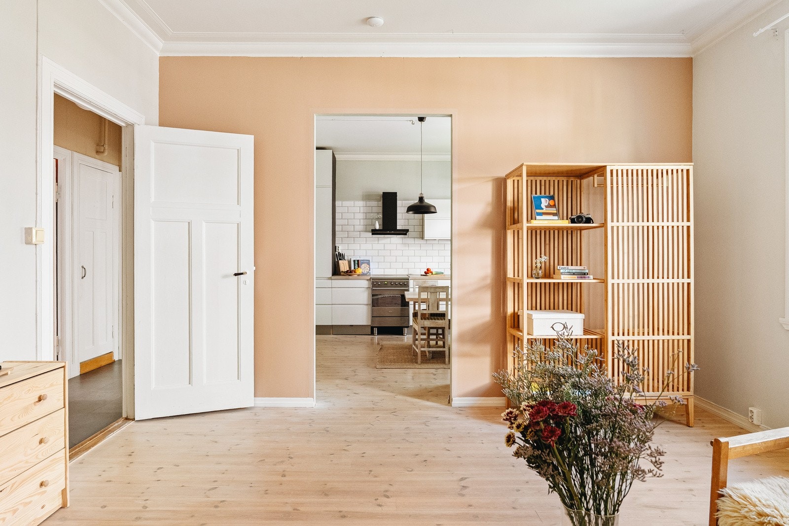 Leiligheten har gjennomgående god standard og en fantastisk atmosfære. Galleribilde