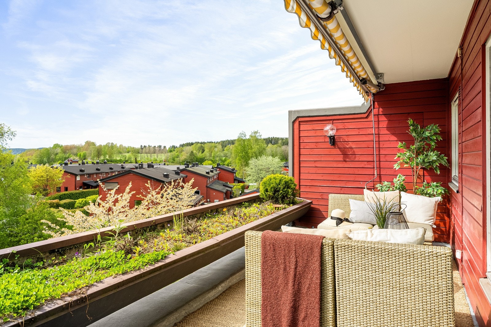 Terrasse. Galleribilde