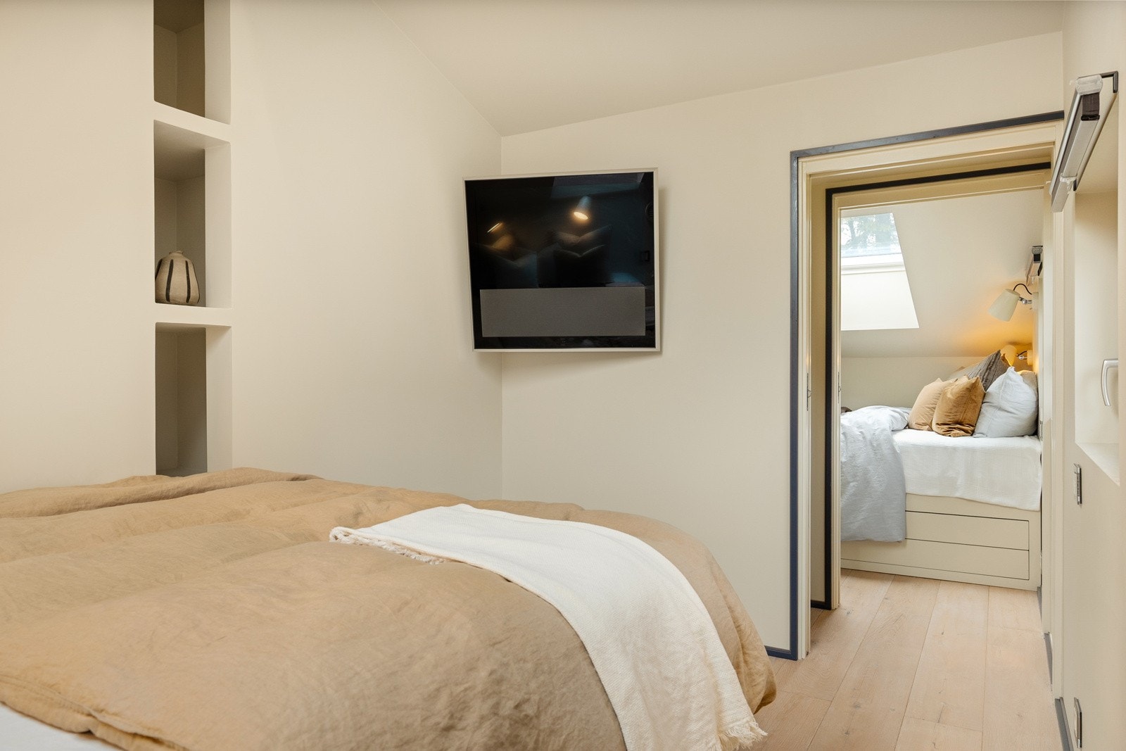 - Samtlige soverom har B&O TV og AppleTV-kobling - Galleribilde