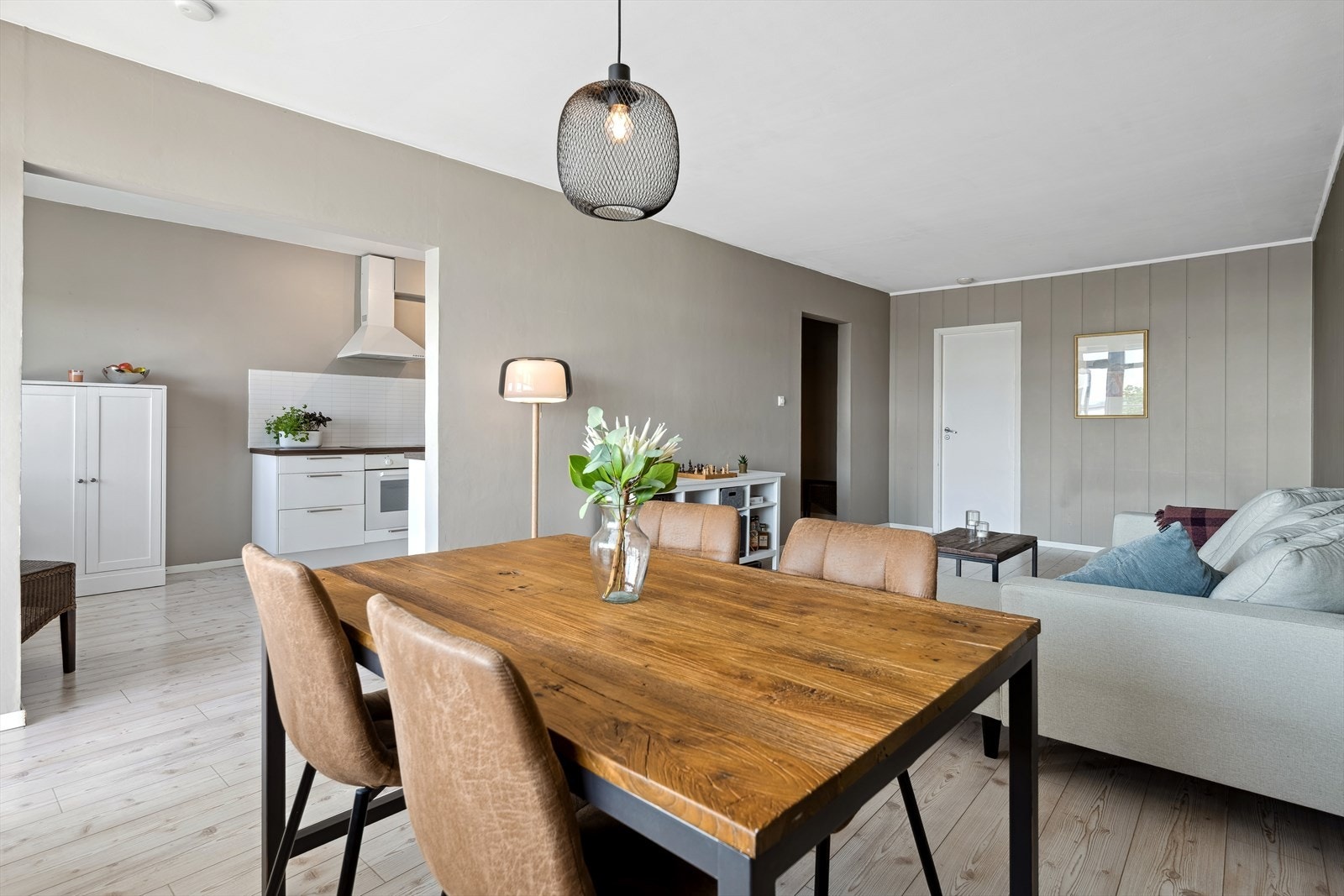 Stue og kjøkken Galleribilde