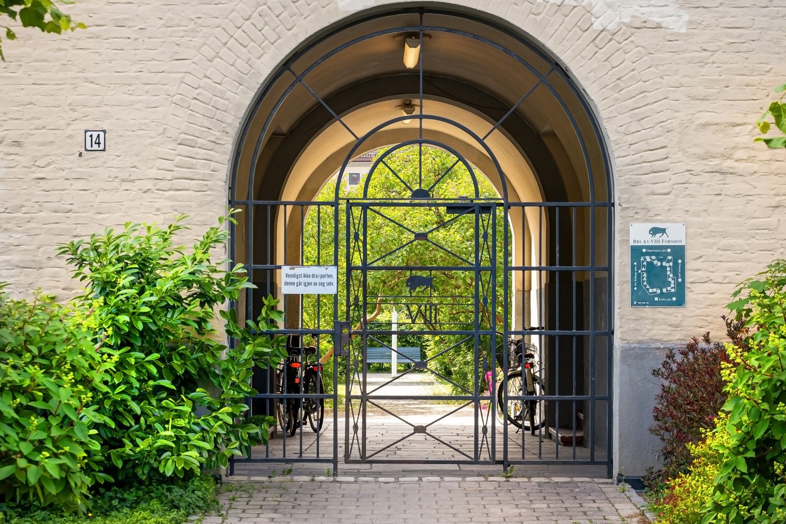 Frankrikegården har flere klassiske detaljer. Galleribilde