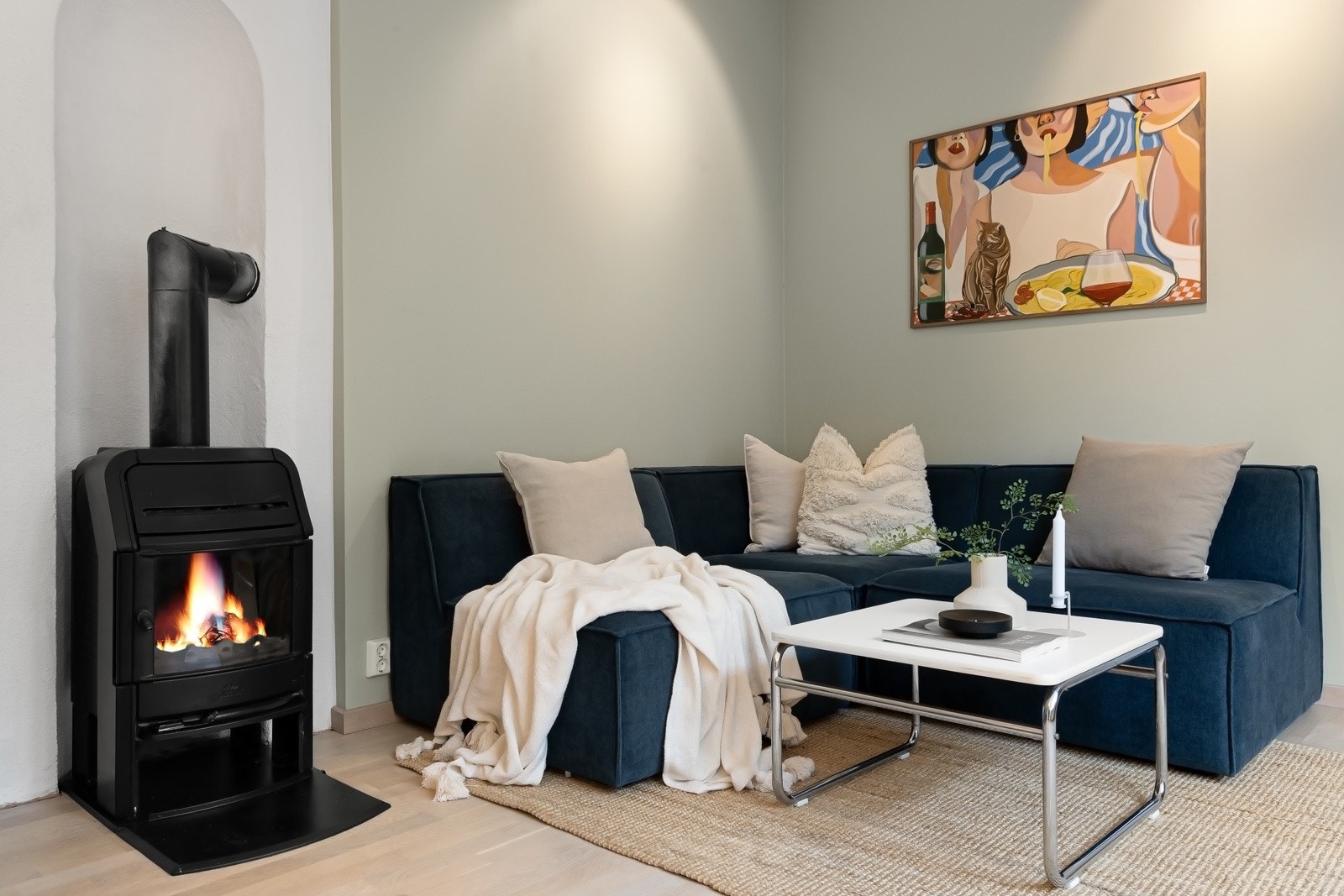 Stuen kan innredes med ulike soner for både egentid og sosialt samvær. Galleribilde