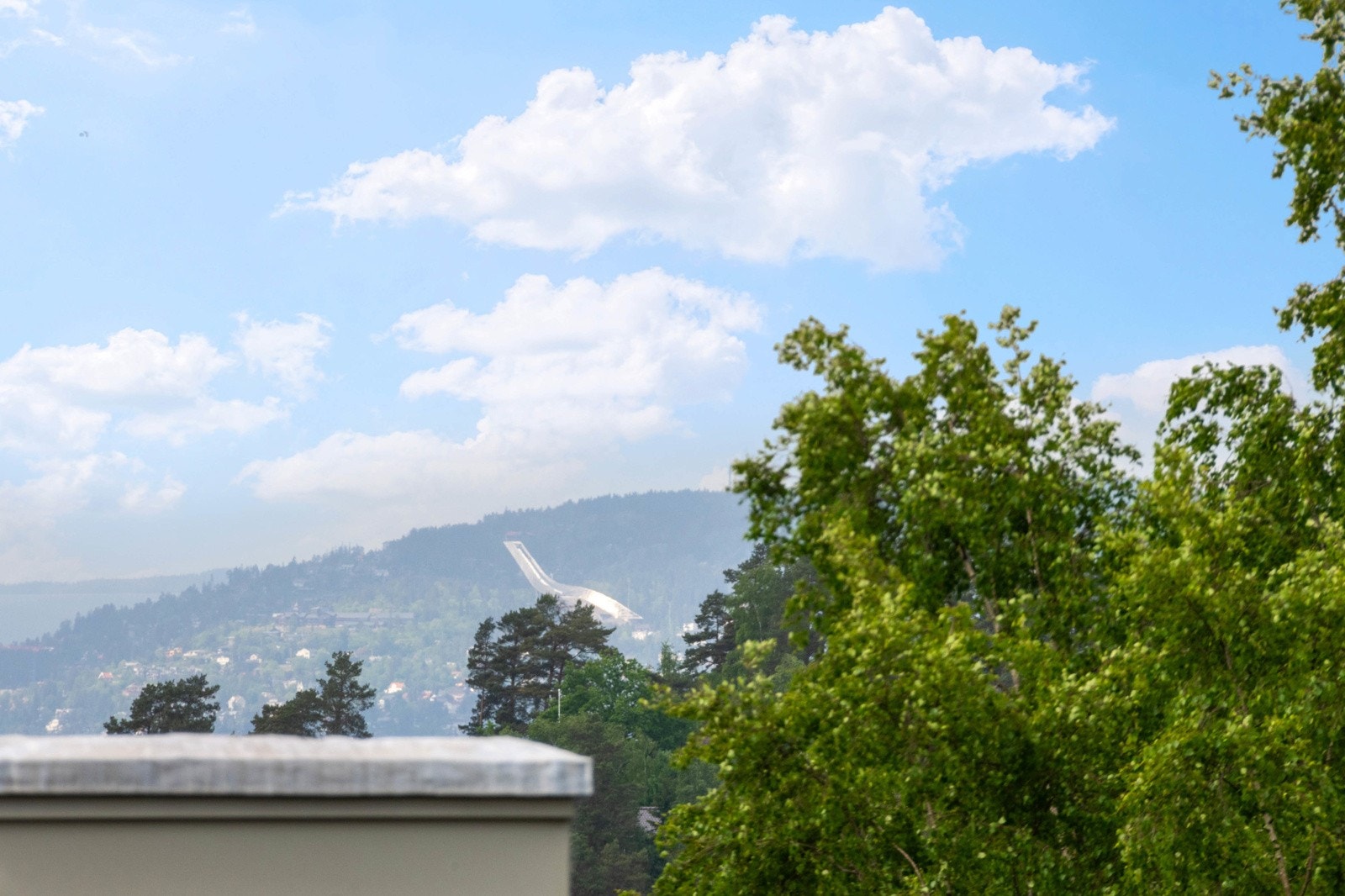 På klare dager er det utsikt til Holmenkollen mm. Galleribilde