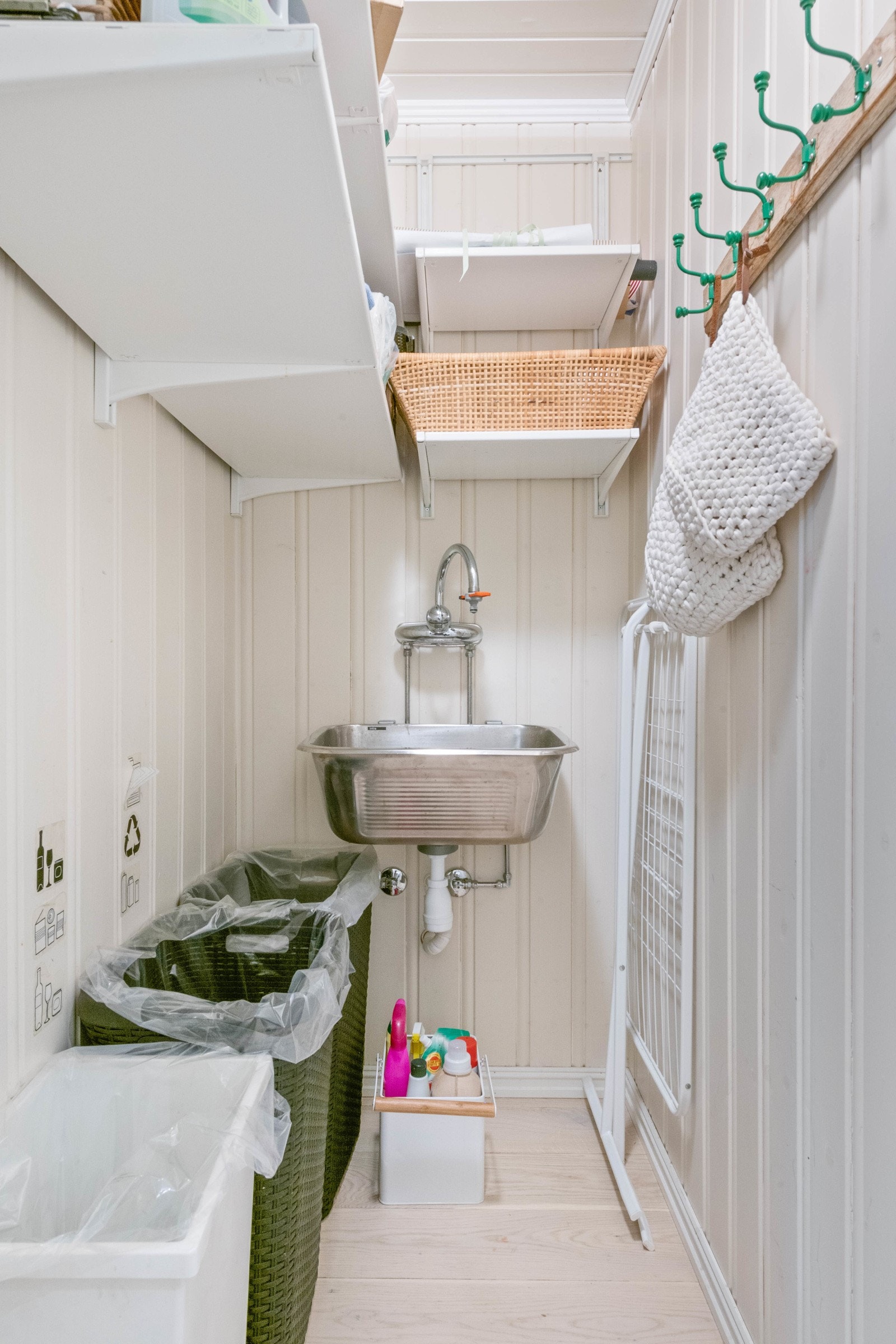 Den ene boden i gangen har utslagsvask. Galleribilde