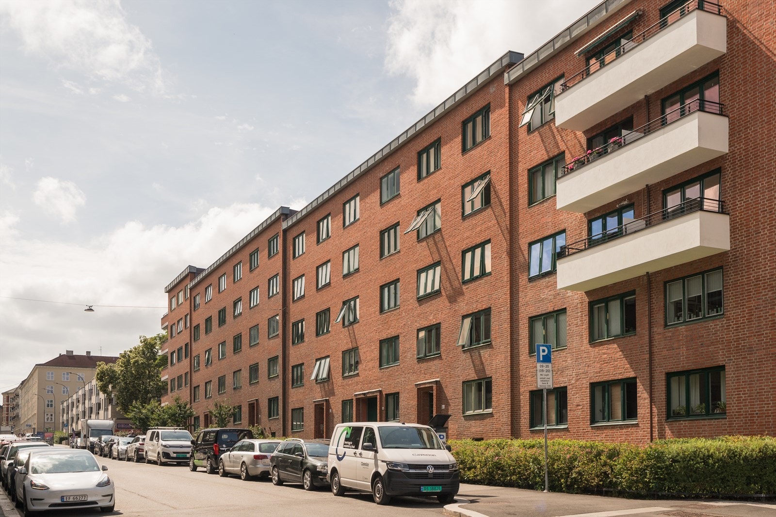 Bjerregaards gate er en attraktiv gate på St. Hanshaugen som hovedsakelig består av boligbygg. Galleribilde