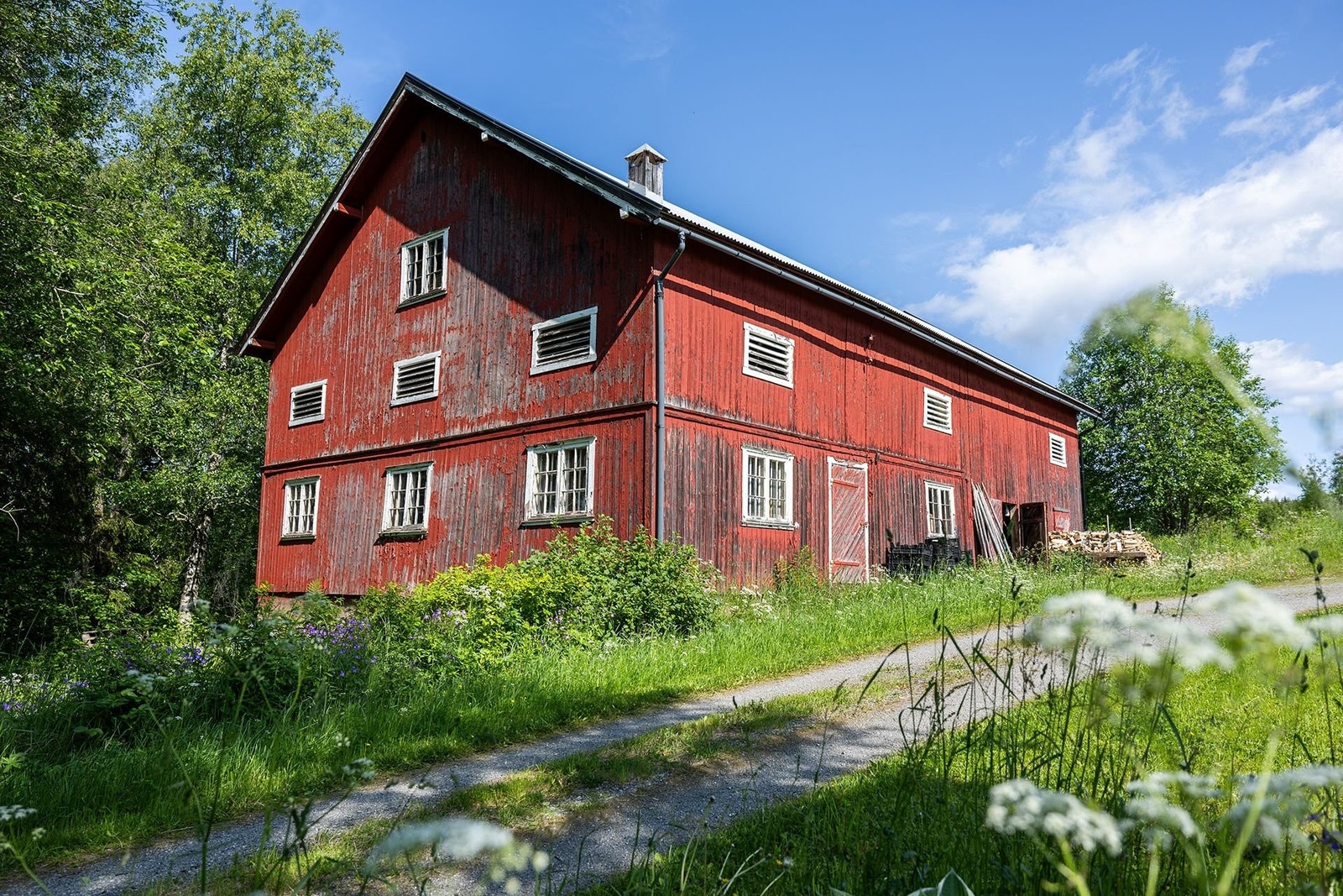 Låven. Galleribilde