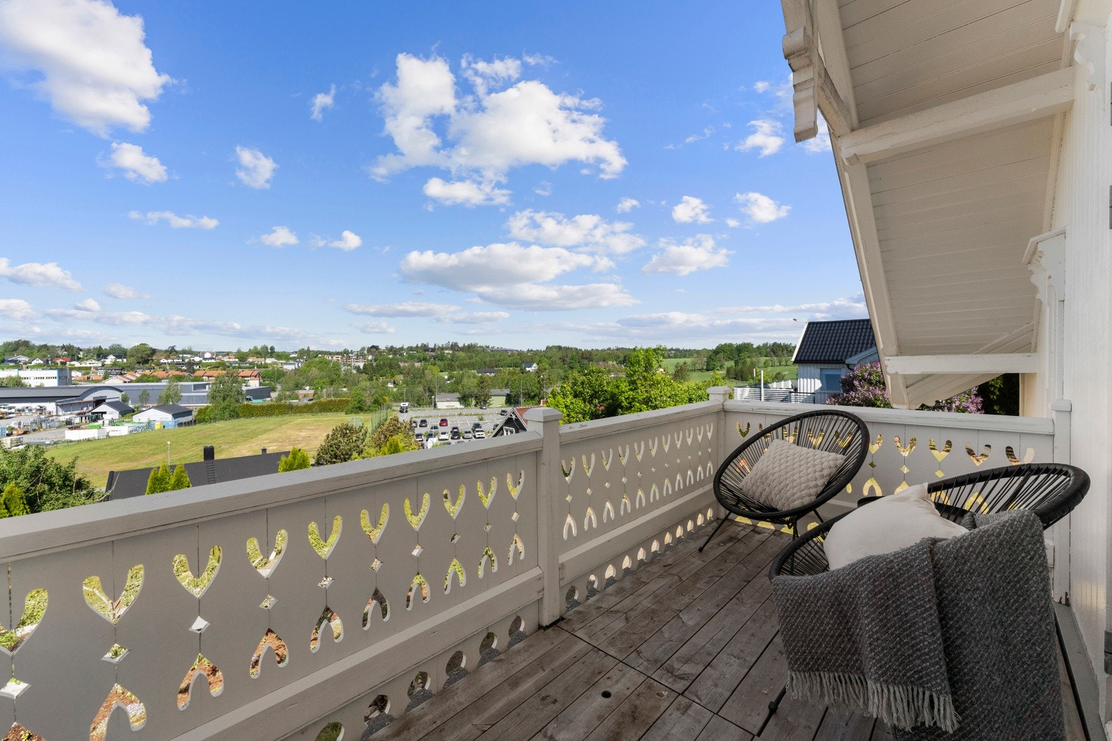 Balkong mot vest på ca 5,6 kvm Galleribilde
