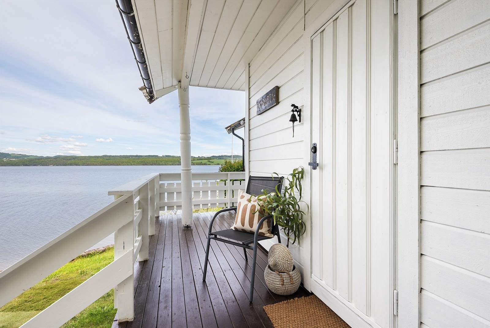 Overbygget inngangsparti. Galleribilde