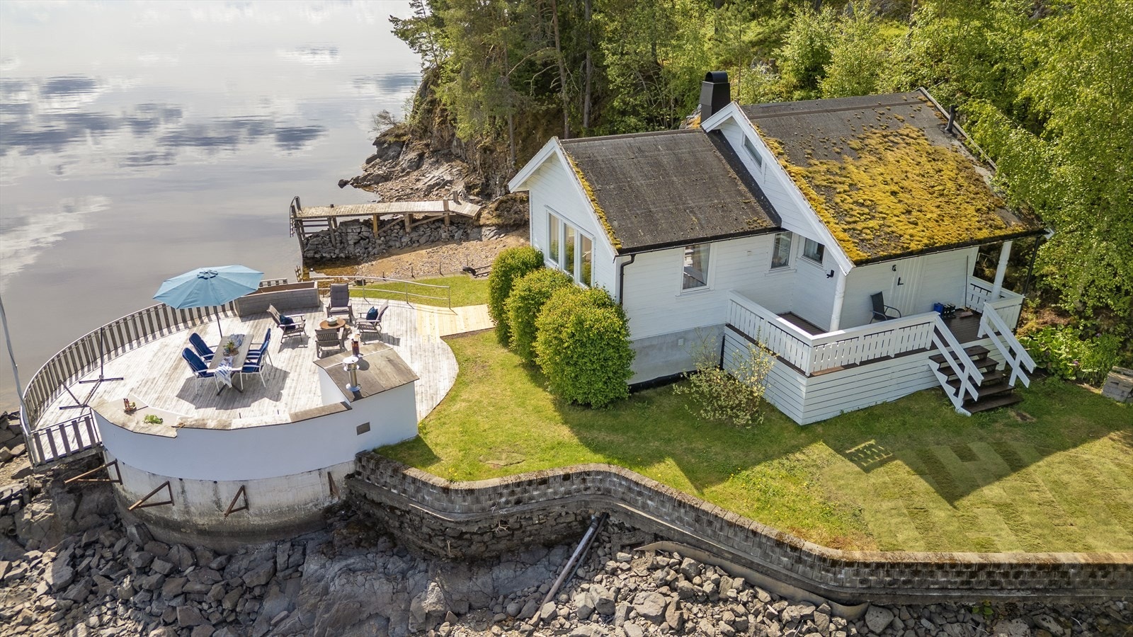 Unik beliggenhet ved Mjøsa. Galleribilde