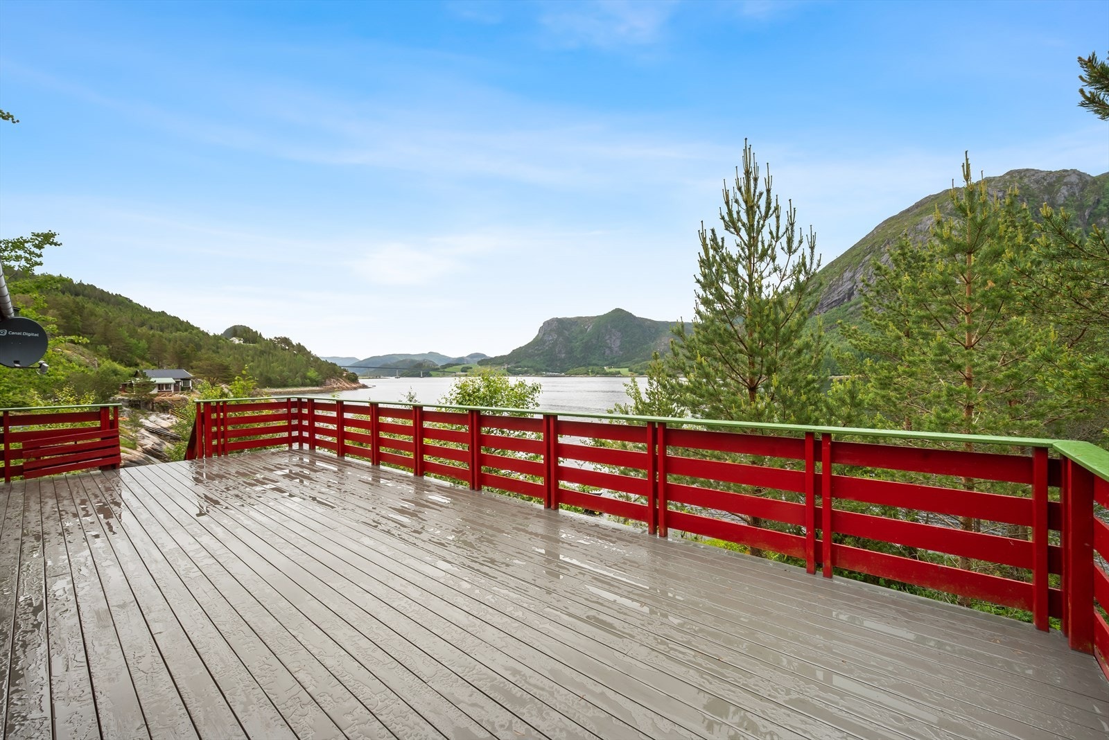 Terrasse på hele 54 kvm Galleribilde