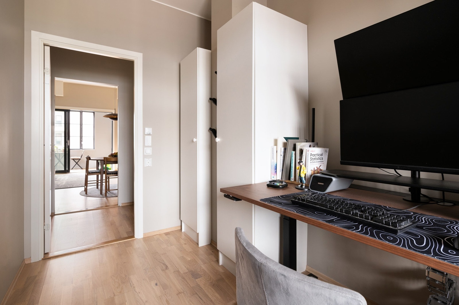 Her er det god plass til seng, pult eller annet ønskelig møblement. Galleribilde