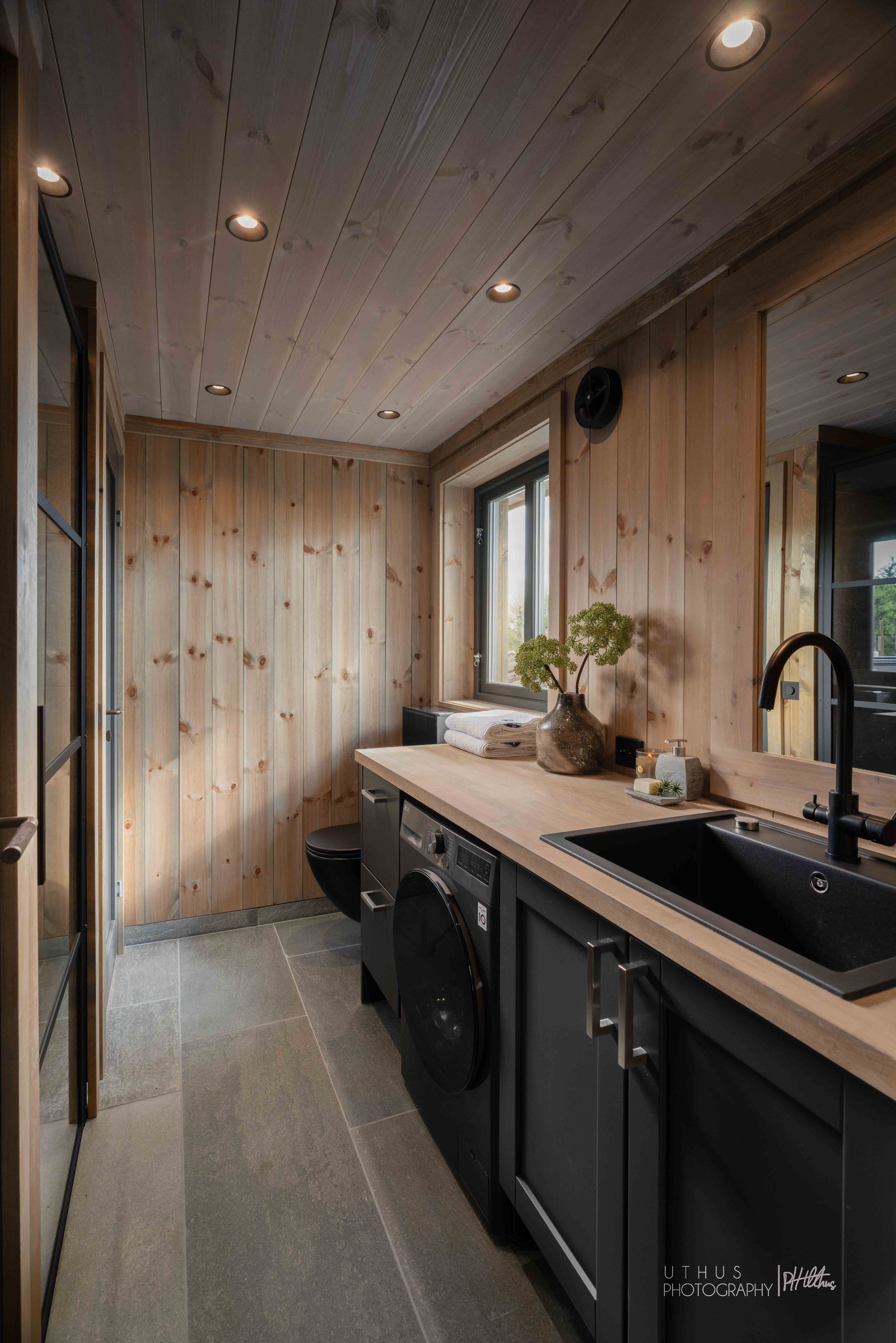 Skreddersydd innredning fra Kistefos møbler Galleribilde