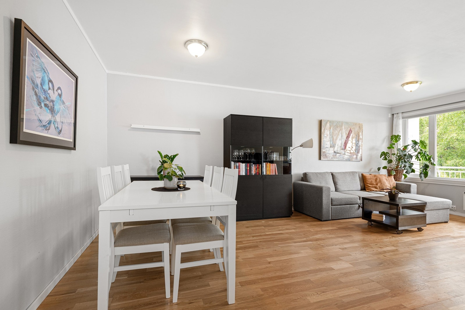 Stue og spisestue Galleribilde