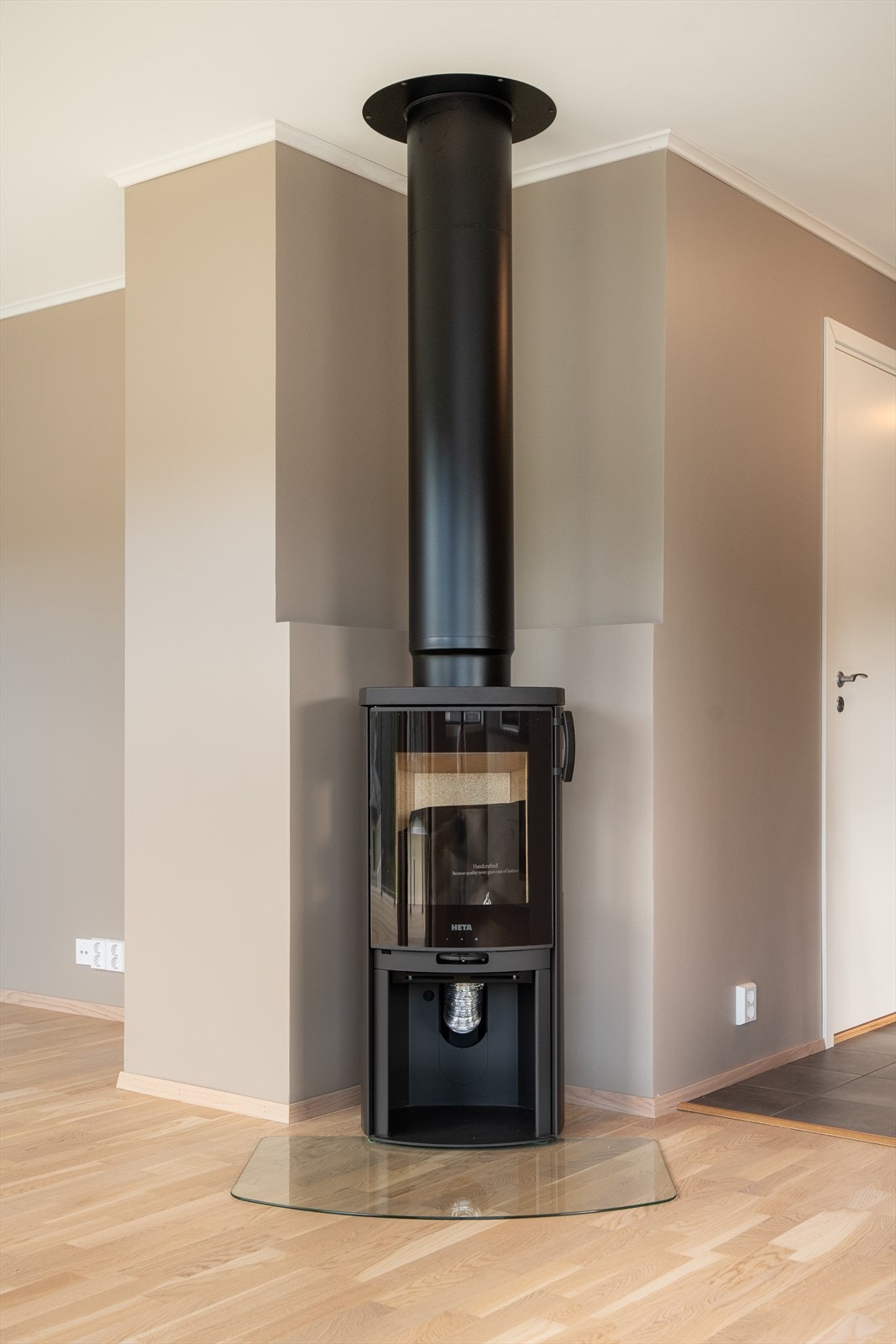 Flott peisovn for kalde vinterdager. Galleribilde