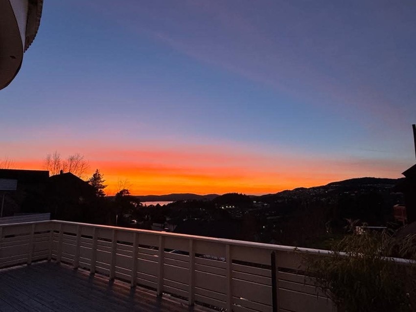 - Solnedgang tatt av selger - Galleribilde