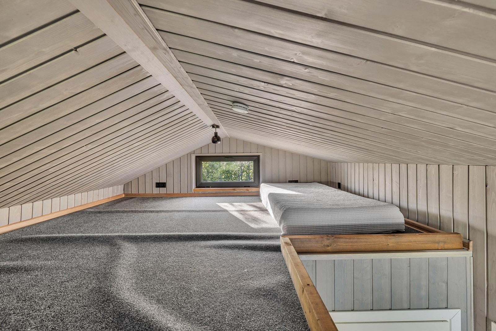 Hems med mulighet for å sove. Galleribilde