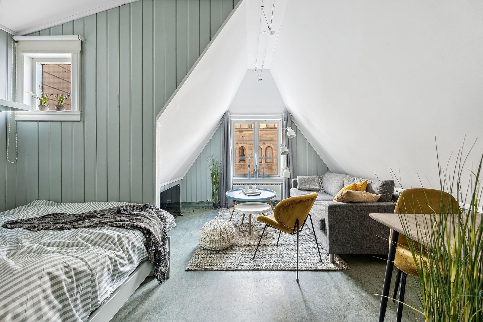 Koselig loftsleilighet, delikat innredet Galleribilde