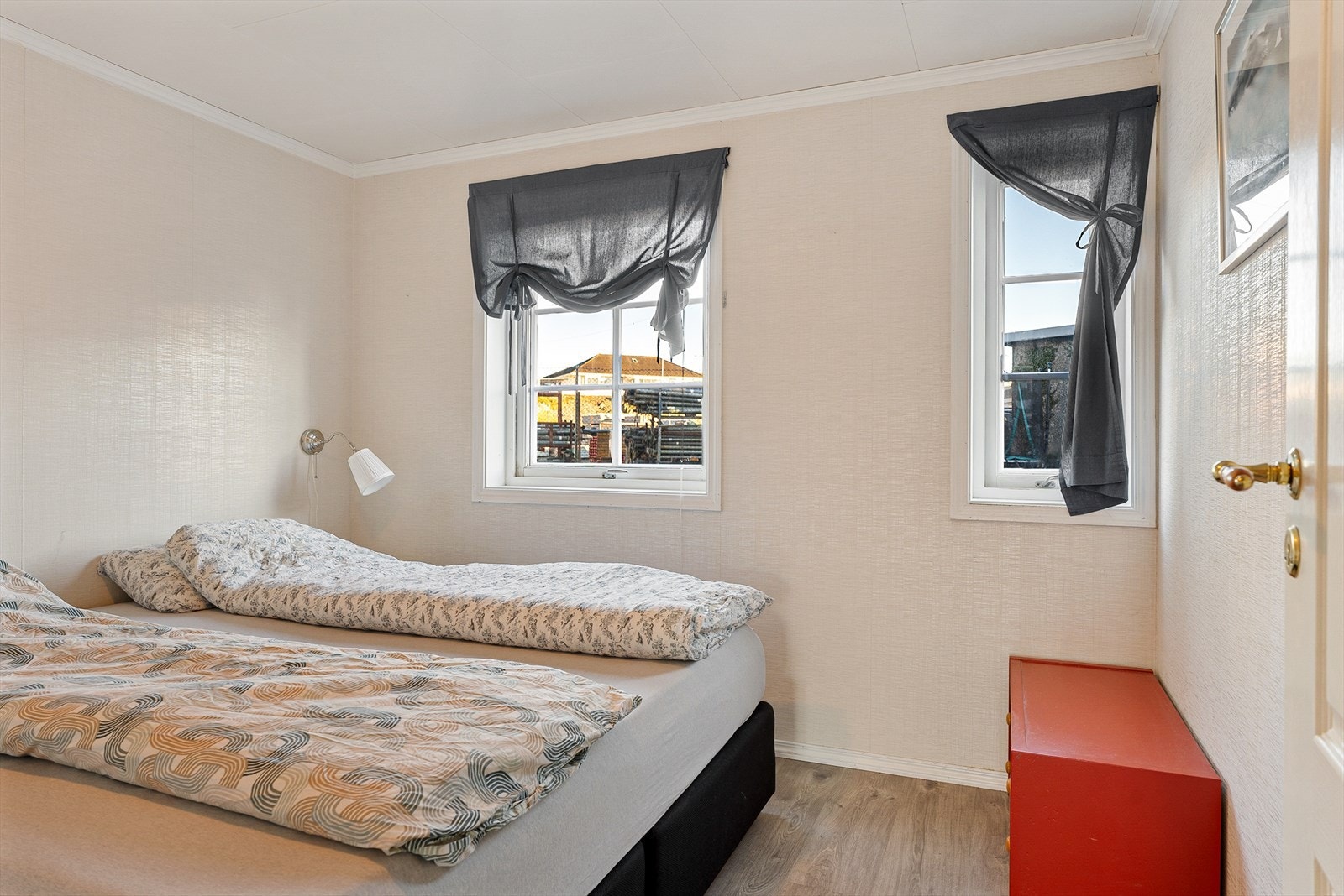 1 av 2 soverom i adskilt del (det ene ikke omsøkt) Galleribilde