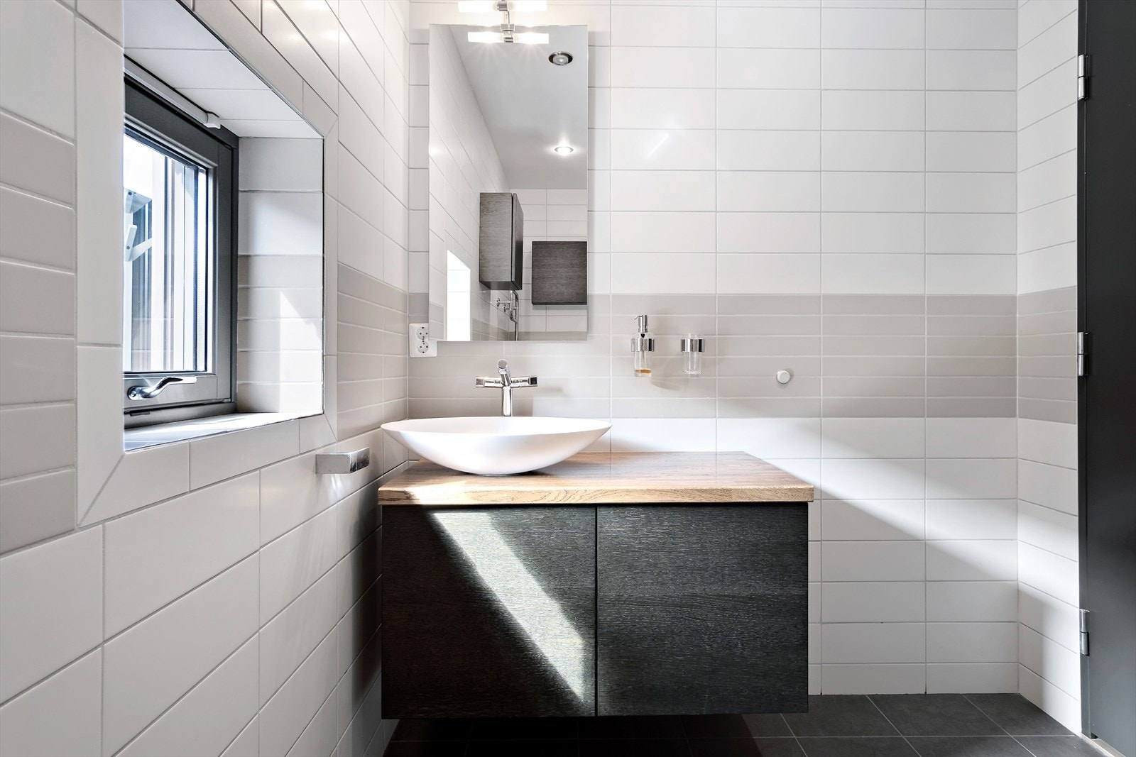 Bad 1 etg nordre fløy Galleribilde