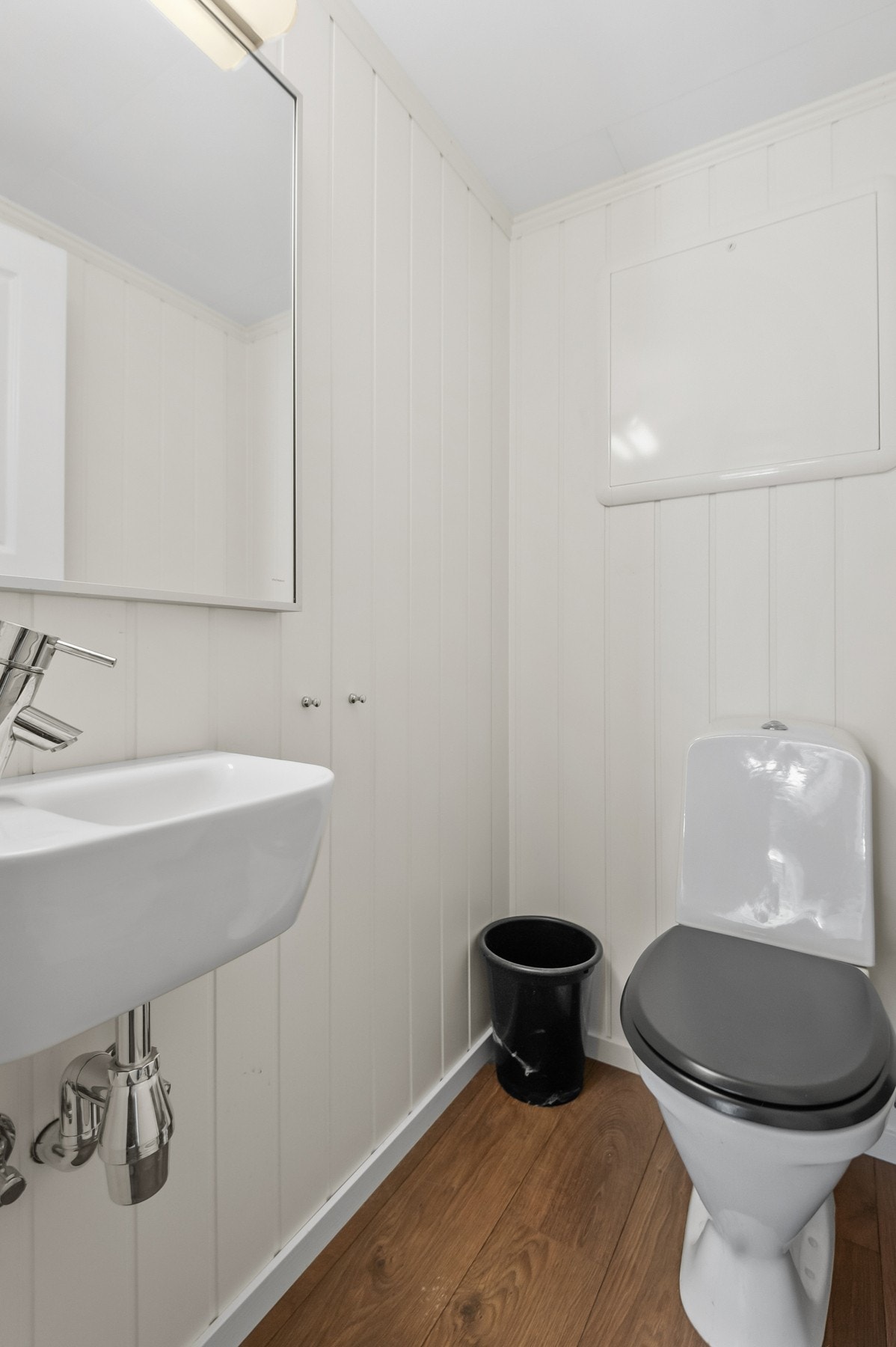 Kjeller har eget WC rom. Galleribilde