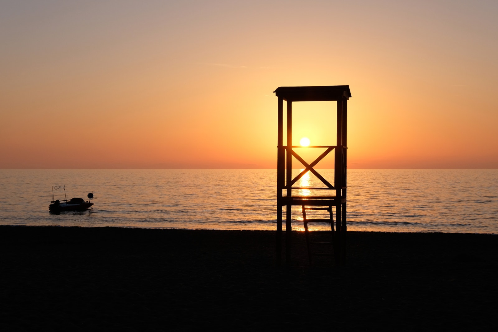 Solnedgang strand San Vincenzo Galleribilde