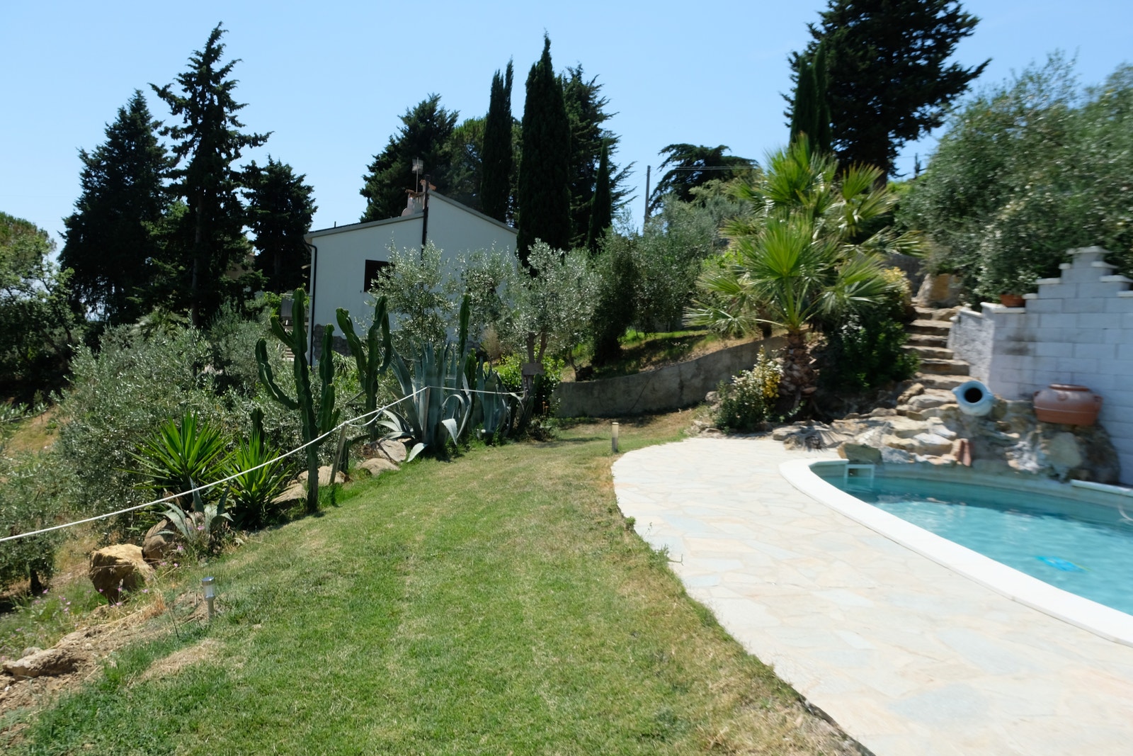 Utsikten fra bassengkanten er unik! Galleribilde