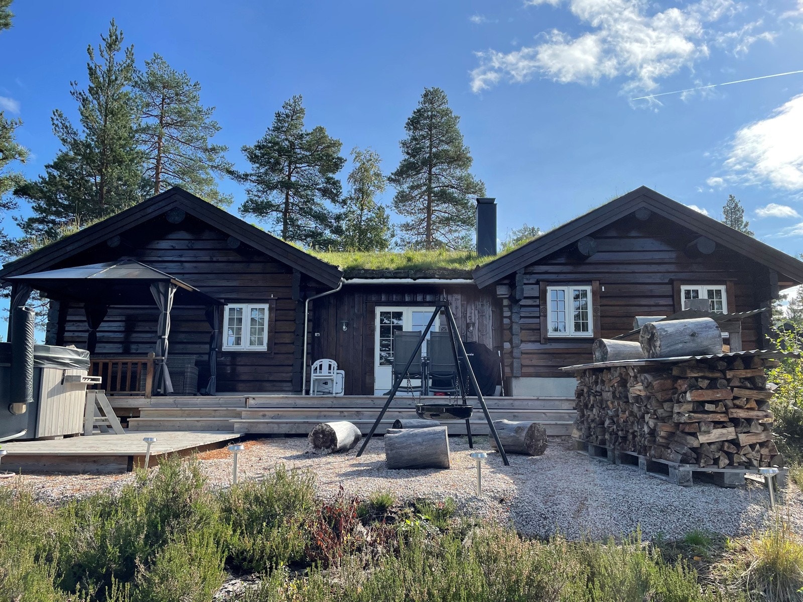 Meglerhuset Telemark v/ Lotte Strand Jonsmyr har gleden av å presentere Rådyrspranget 44 Galleribilde